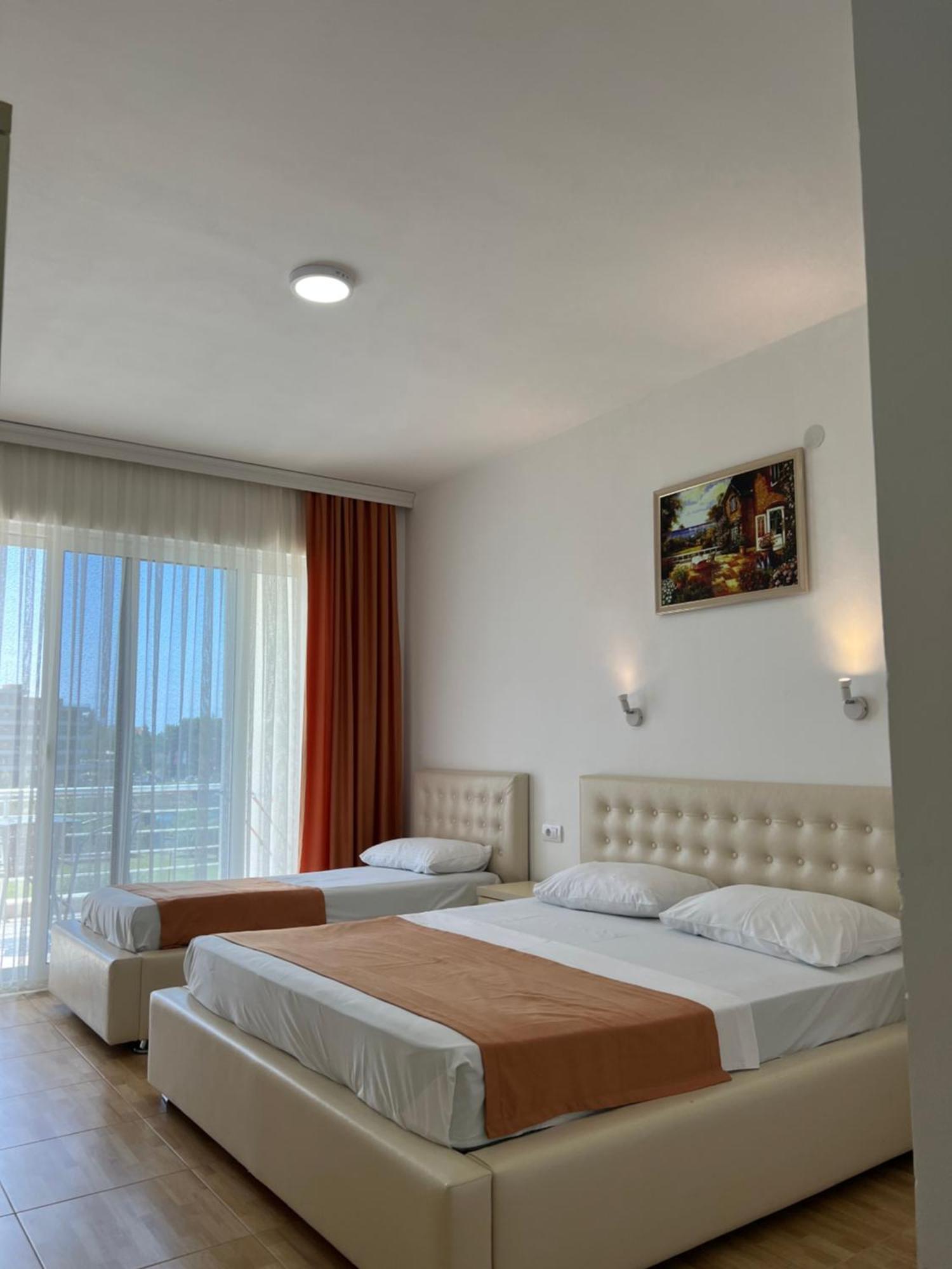 Apartments Fati & Flori Ulcinj Exterior foto