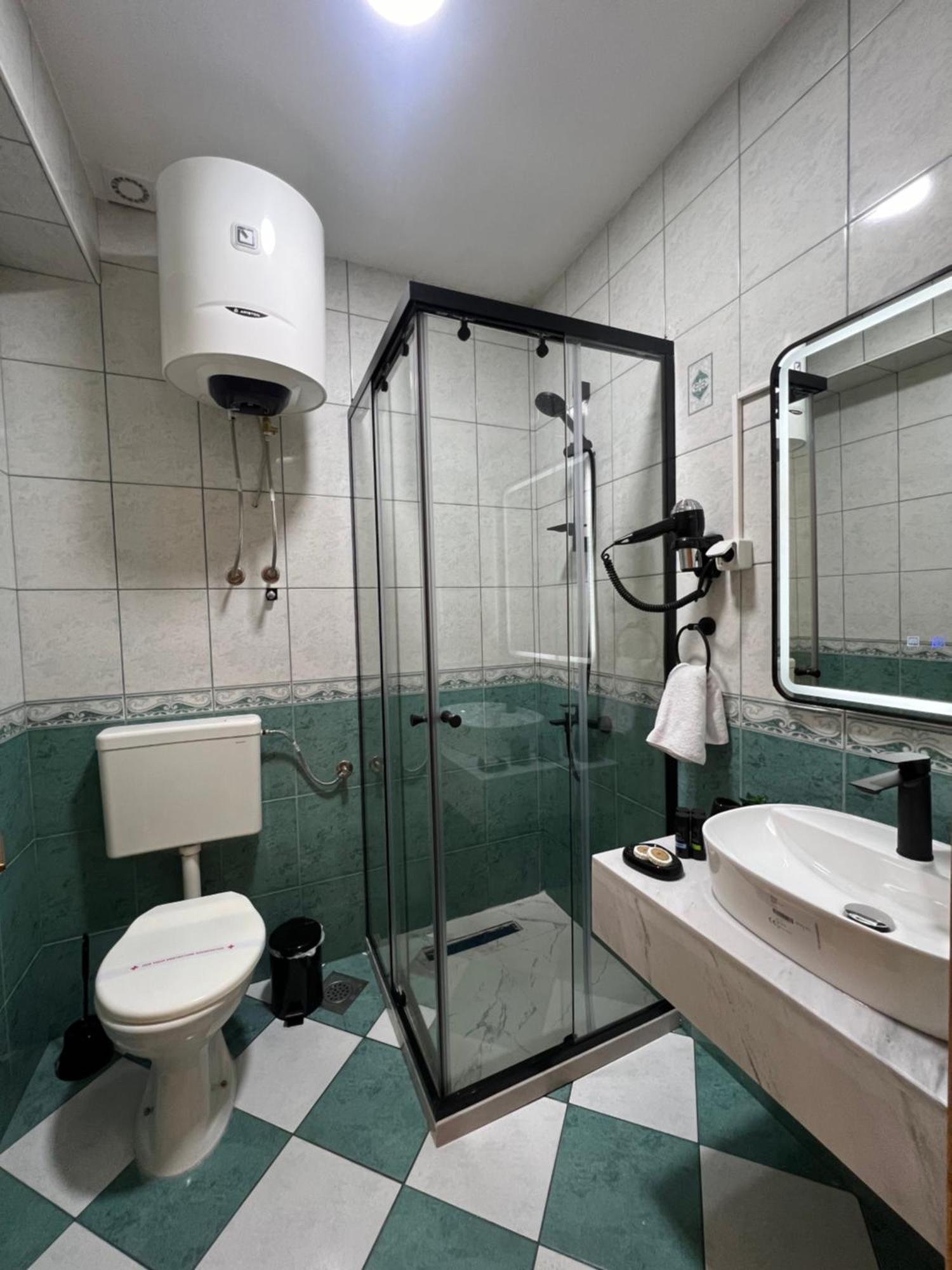 Apartments Fati & Flori Ulcinj Exterior foto